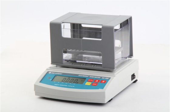 DH - 300 متر كثافة الحبيبات البلاستيكية AC 100V - 240V للمواد PVC / PE